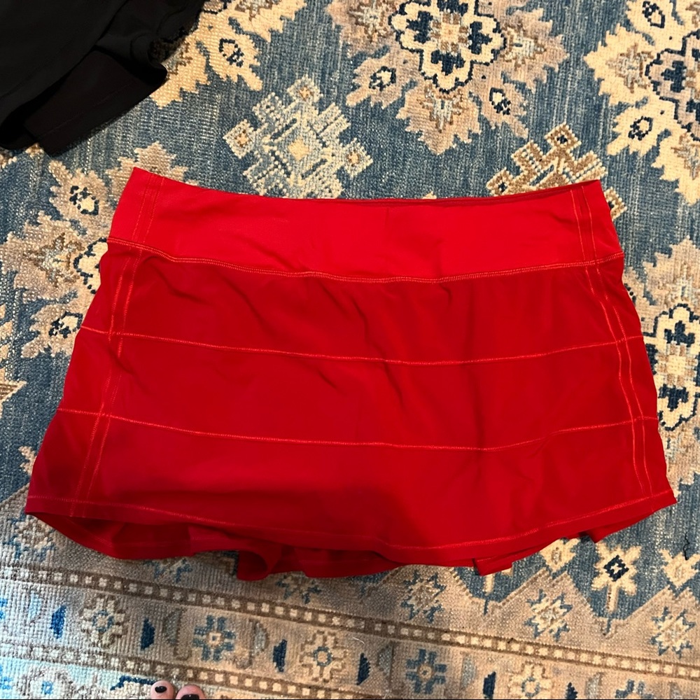 NWOT lululemon skort